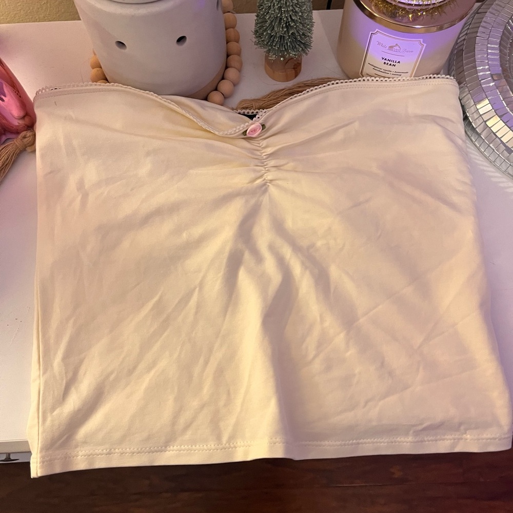 NEW FOREVER 21 SLEEVELESS CROP TOP